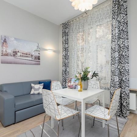 Central Planty Park Apartment Lobzowska By Noclegi Renters Cracovia Exterior foto