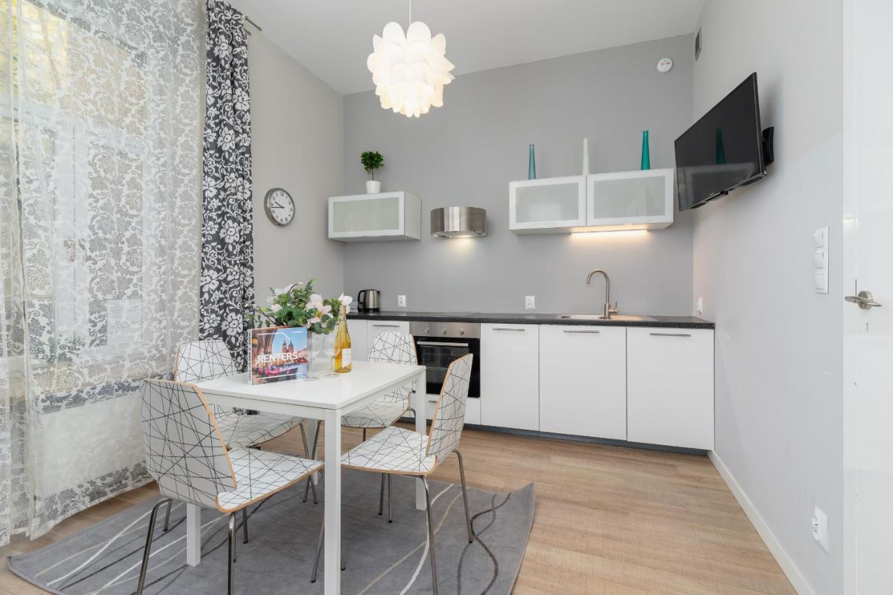 Central Planty Park Apartment Lobzowska By Noclegi Renters Cracovia Exterior foto
