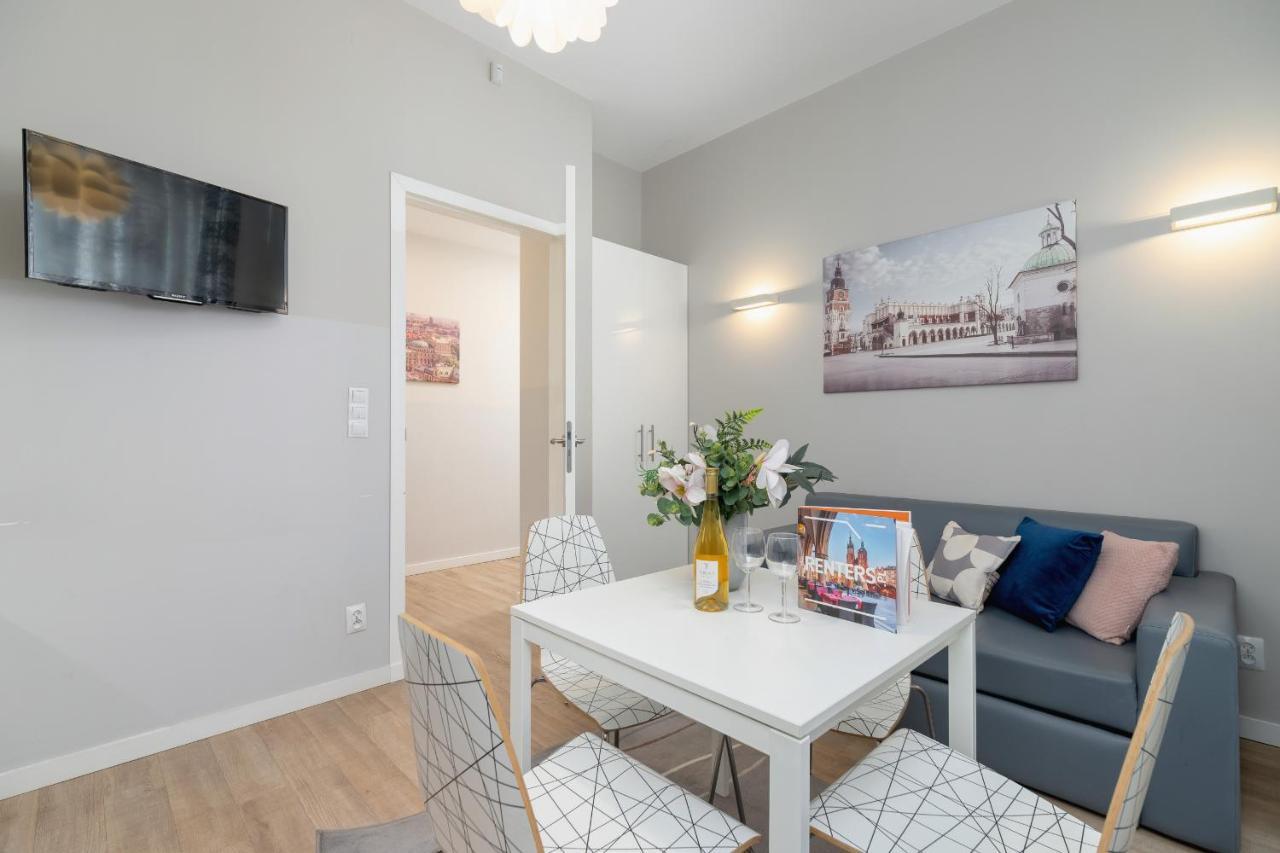 Central Planty Park Apartment Lobzowska By Noclegi Renters Cracovia Exterior foto