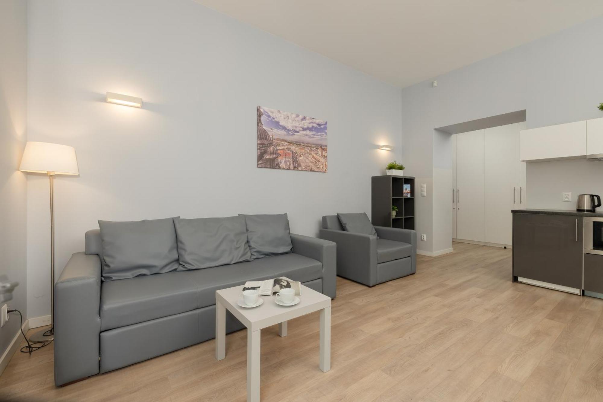 Central Planty Park Apartment Lobzowska By Noclegi Renters Cracovia Exterior foto
